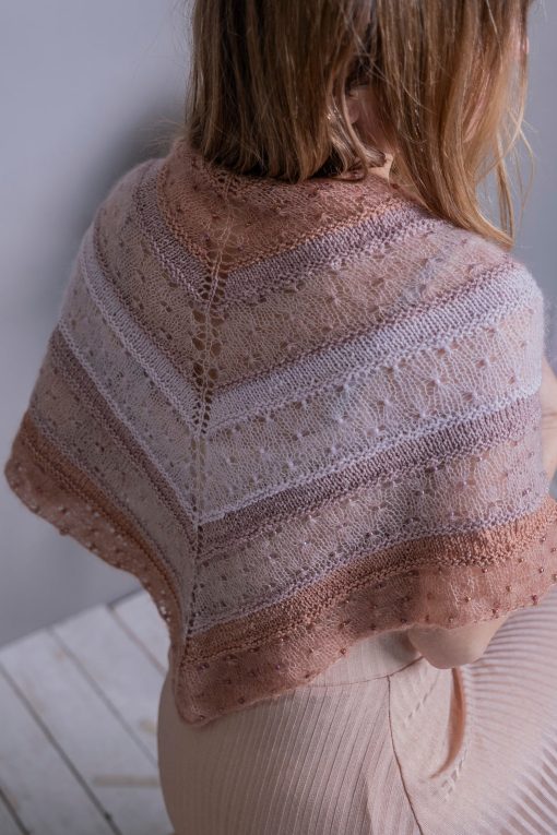 Rina Mini Shawl, de Pope Vergara - Imagen 2