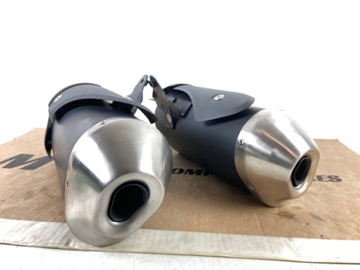 ESCAPE TRIUMPH SPEED TRIPLE 1050 R - Imagen 2
